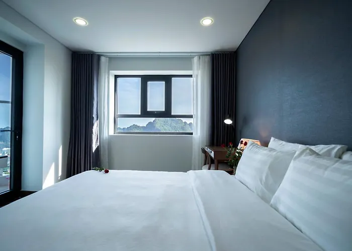 Bay View * Ha Long